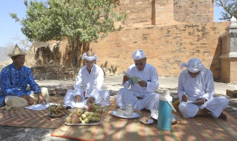 Bảo tồn, phát huy nghệ thuật hát ngâm Ariya của người Chăm