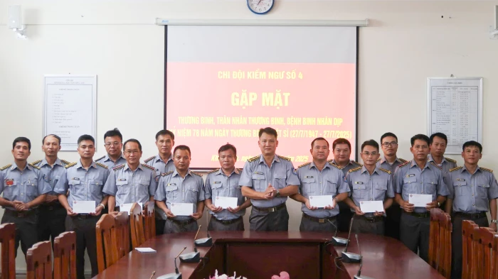 Chi đội Kiểm ngư số 4 tổ chức hoạt động tri ân người có công với cách mạng