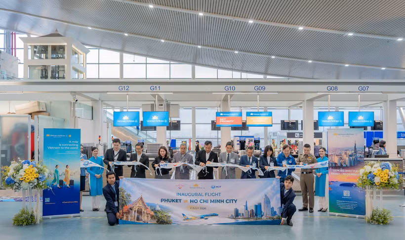 Vietnam Airlines khai trương đường bay thẳng giữa TP.HCM và Phuket