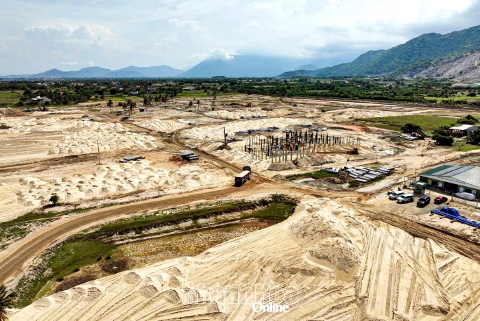 Khơi thông "điểm nghẽn" mặt bằng - Kỳ 2: Tìm sự đồng thuận từ người dân