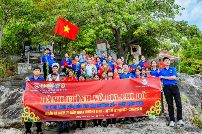 Phường Tây Nha Trang phối hợp tổ chức dâng hương tại Địa điểm lưu niệm Tàu C235