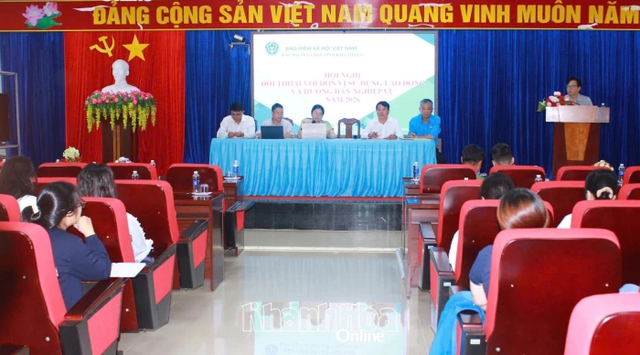 Bảo hiểm xã hội tỉnh Khánh Hòa đối thoại với hơn 120 đơn vị sử dụng lao động