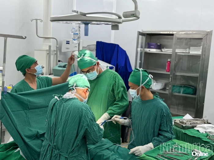 Bệnh viện Đa khoa Khánh Hòa vượt nhiều chỉ tiêu trong khám, chữa bệnh