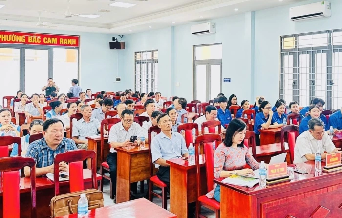 Phường Bắc Cam Ranh tuyên truyền biển, đảo và phòng, chống khai thác IUU