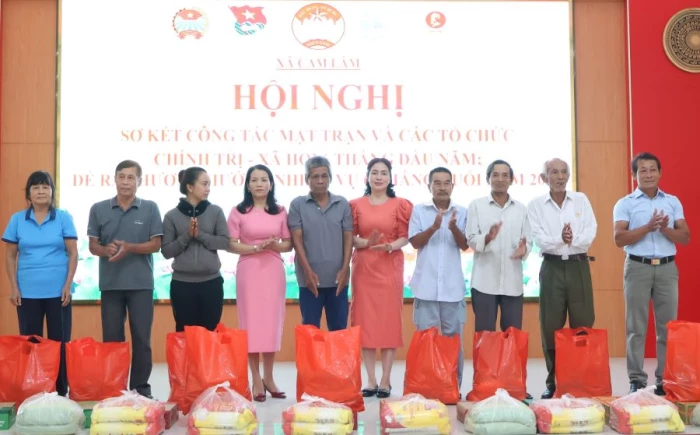 Ủy ban MTTQ Việt Nam xã Cam Lâm sơ kết công tác 6 tháng đầu năm 2026