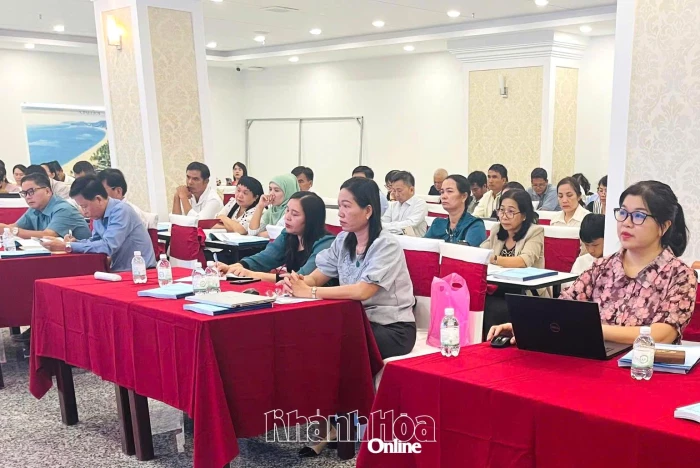 Nâng cao năng lực dạy học môn Tiếng Chăm trong các cơ sở giáo dục