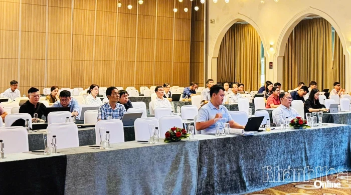 Gần 100 đại biểu tỉnh Khánh Hòa được tập huấn quản lý nhà nước về viễn thông