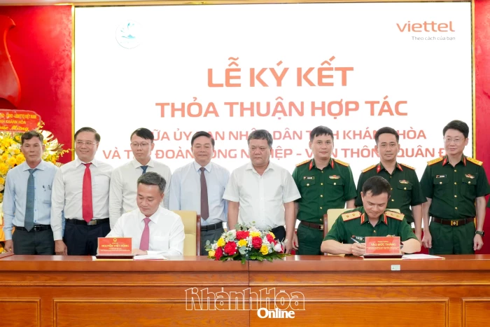 UBND tỉnh Khánh Hòa ký kết thỏa thuận hợp tác với Tập đoàn Viettel