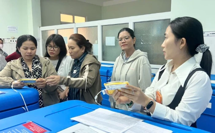 Tập huấn quản lý Chương trình tiêm chủng mở rộng cho cán bộ y tế xã, phường
