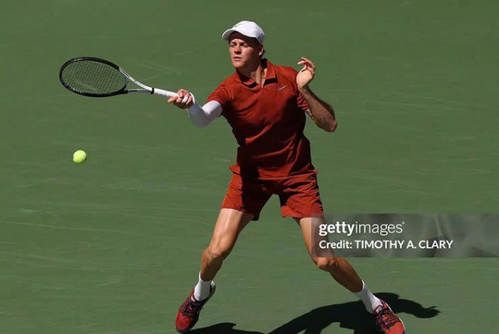 US Open: Đương kim vô địch Sinner thể hiện sức mạnh