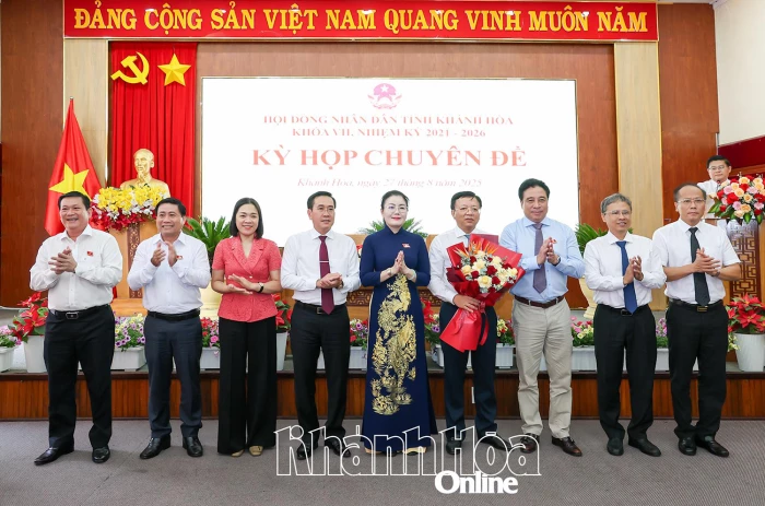 Đồng chí Lê Huyền giữ chức vụ Phó Chủ tịch UBND tỉnh Khánh Hòa nhiệm kỳ 2021 - 2026