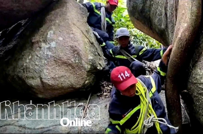 Nỗ lực tìm kiếm nam thanh niên mất tích khi leo núi Hoàng Ngưu Sơn