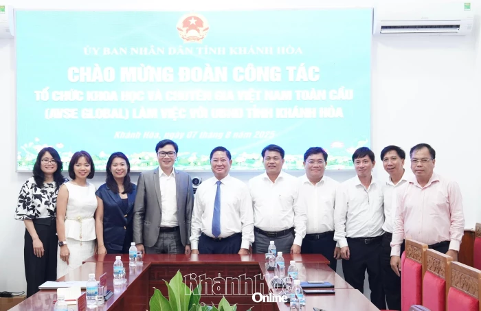 Chủ tịch UBND tỉnh Trần Quốc Nam làm việc với tổ chức Khoa học và Chuyên gia Việt Nam toàn cầu