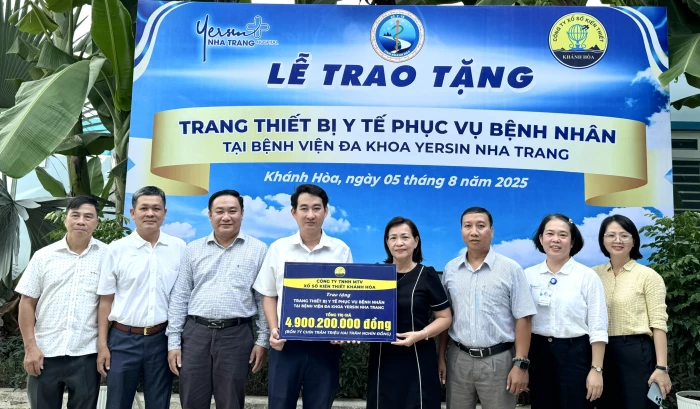 Bệnh viện Đa khoa Yersin Nha Trang được tài trợ các trang thiết bị y tế có trị giá hơn 4,9 tỷ đồng