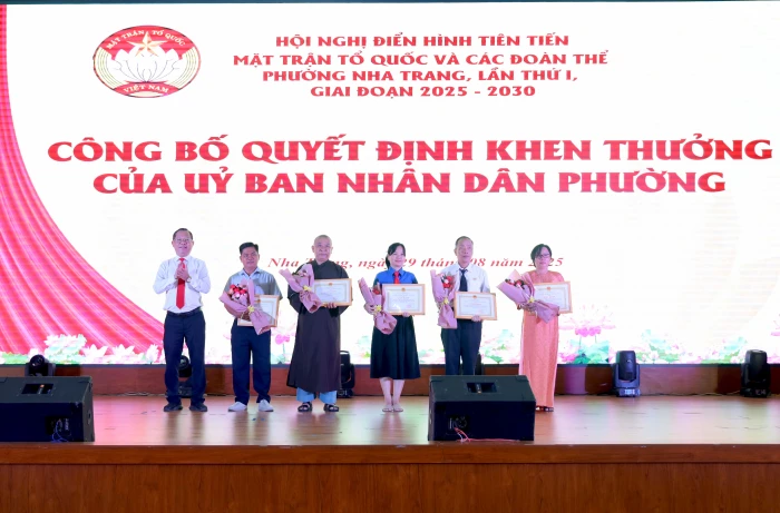 Phường Nha Trang biểu dương, khen thưởng 42 điển hình tiên tiến giai đoạn 2020 - 2025