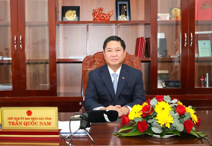 Chào mừng Đại hội đại biểu Đảng bộ UBND tỉnh Khánh Hòa lần thứ nhất, nhiệm kỳ 2025 - 2030: Đoàn kết, quyết tâm đưa Khánh Hòa bước vào thập niên nâng tầm phát triển