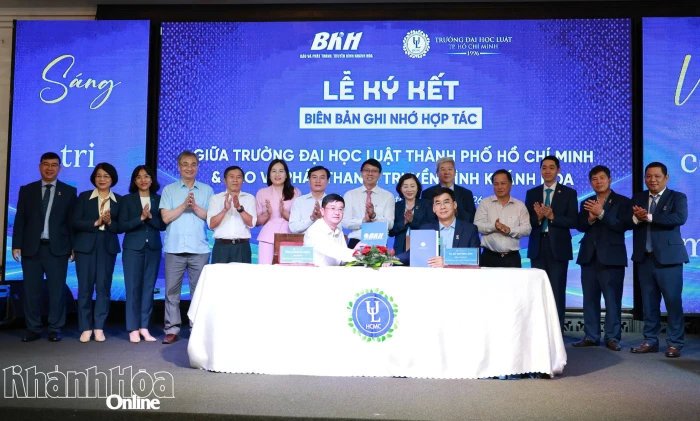 Báo và Phát thanh, Truyền hình Khánh Hòa ký kết hợp tác truyền thông với Trường Đại học Luật TP. Hồ Chí Minh