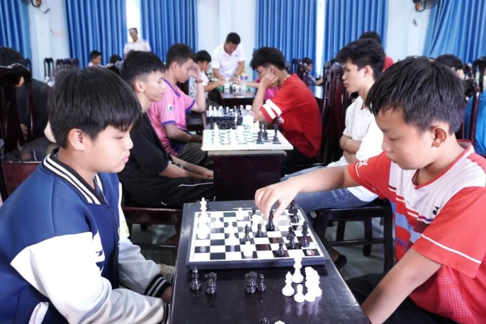 Giải cờ vua các nhóm tuổi mở rộng xã Vạn Ninh lần thứ II