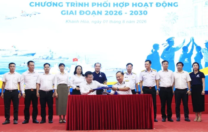 Trường Đại học Điện lực ký kết chương trình phối hợp với Lữ đoàn 162