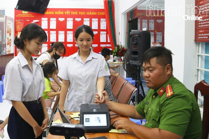 Nỗ lực hoàn thành cấp căn cước cho người dưới 18 tuổi