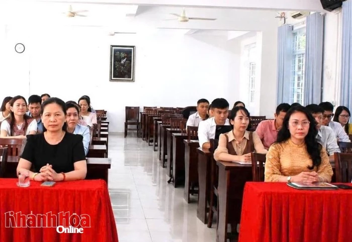 Khai giảng lớp trung cấp lý luận chính trị hệ tập trung khóa 41