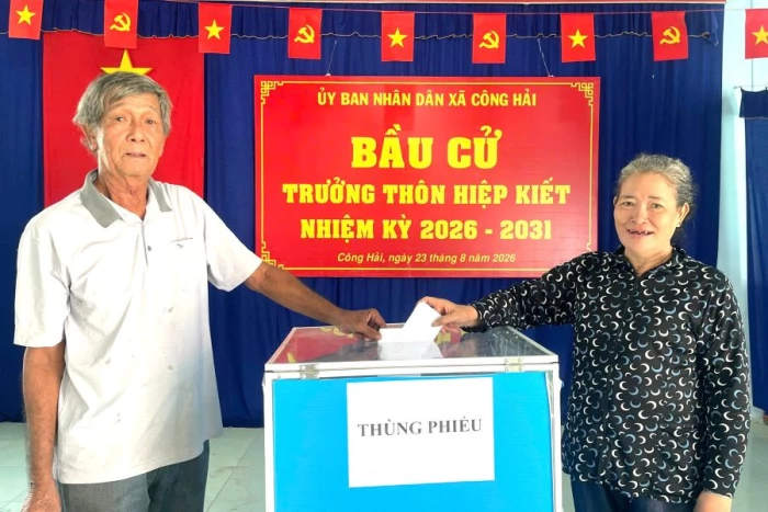 Gần 2.600 cử tri xã Công Hải tham gia bầu cử trưởng thôn