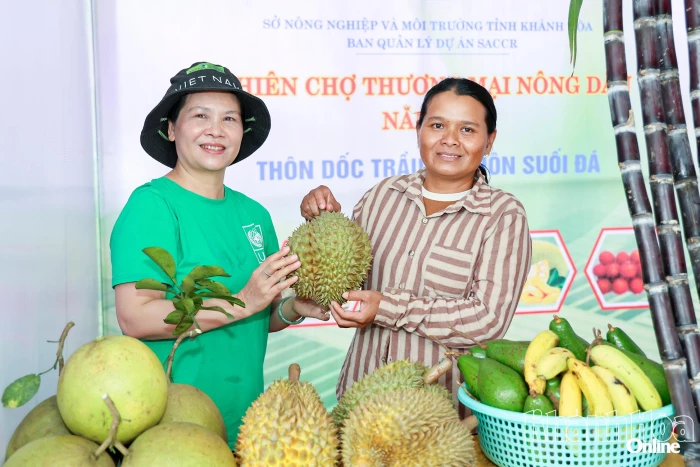 Về Đông Khánh Sơn, trải nghiệm “Không gian văn hóa - Chợ phiên”