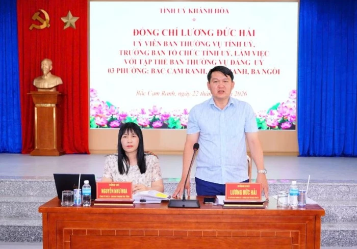 Trưởng Ban Tổ chức Tỉnh ủy Lương Đức Hải làm việc với Đảng ủy 3 phường khu vực Cam Ranh