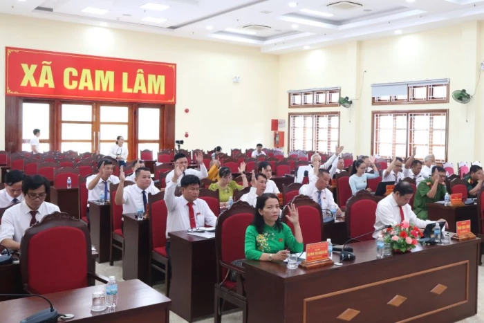 HĐND xã Cam Lâm tổ chức Kỳ họp chuyên đề thứ 3