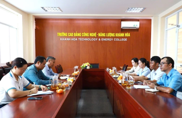 Giám sát công tác y tế trường học tại 2 cơ sở giáo dục