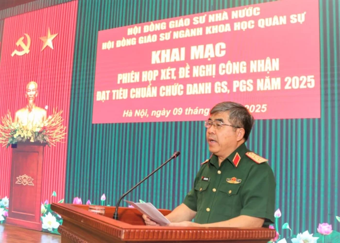 Các ứng viên của Học viện Hải quân bảo vệ thành công chức danh Phó Giáo sư năm 2025