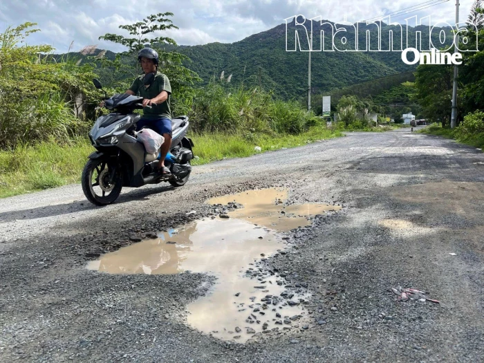 Phường Nam Nha Trang: Đường Đỗ Xuân Hợp xuống cấp nghiêm trọng