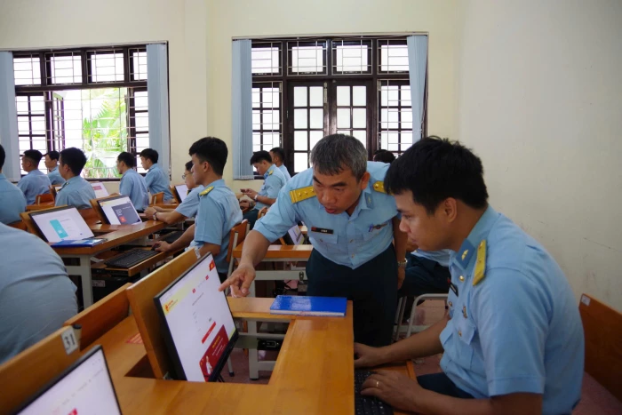 Trường Sĩ quan Không quân: Tập huấn công tác công nghệ thông tin, chuyển đổi số