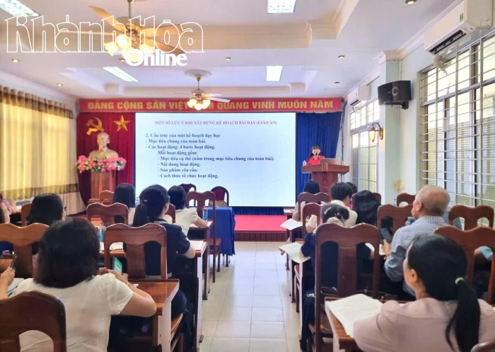 Tập huấn dạy học, kiểm tra, đánh giá môn Ngữ văn cấp THCS