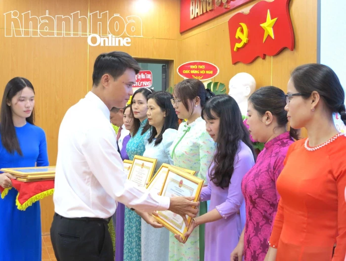 Phường Tây Nha Trang triển khai nhiệm vụ năm học 2025-2026