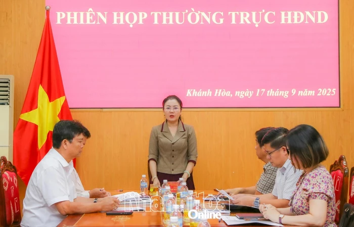 Phó Chủ tịch HĐND tỉnh Phạm Thị Xuân Trang được phân công điều hành hoạt động của HĐND tỉnh, Thường trực HĐND tỉnh Khánh Hòa