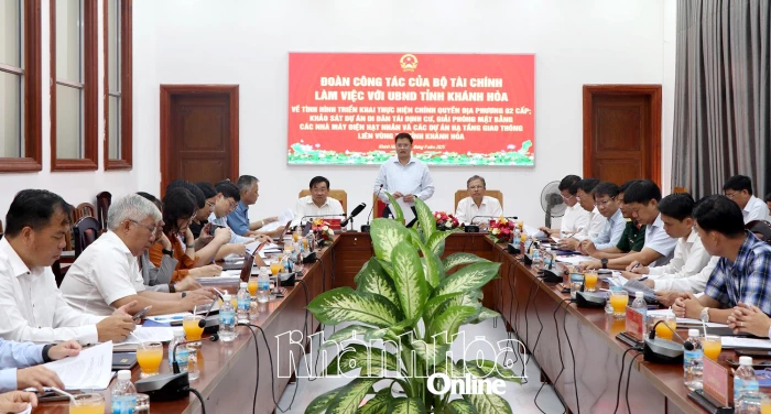 Đoàn công tác của Bộ Tài chính làm việc với UBND tỉnh Khánh Hòa về một số nội dung quan trọng