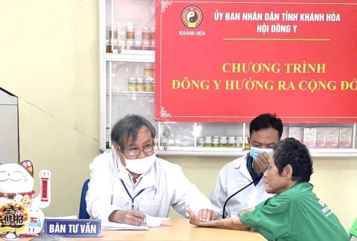 Đẩy mạnh phát triển nền y học cổ truyền Việt Nam trong giai đoạn mới