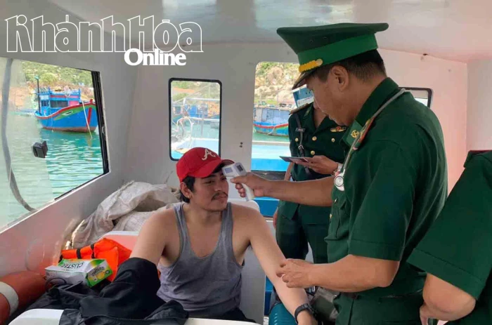 Bộ đội Biên phòng Khánh Hòa kịp thời hỗ trợ thuyền viên nước ngoài gặp nạn