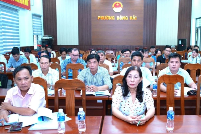 Phường Đông Hải tập huấn công tác rà soát hộ nghèo, cận nghèo năm 2026