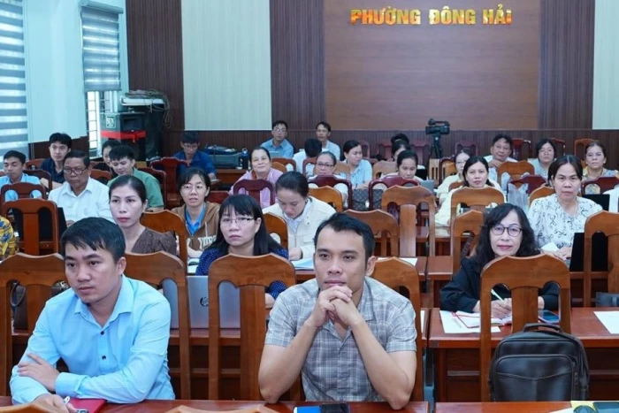 Phường Đông Hải tập huấn ứng dụng AI cho gần 100 cán bộ, công chức, viên chức