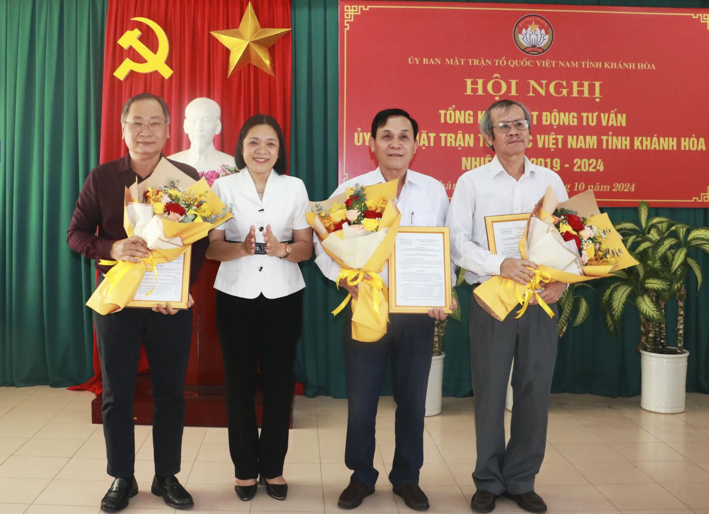 UBMTTQ Việt Nam tỉnh Khánh Hòa:: Tổng kết hoạt động tư vấn nhiệm kỳ 2019 - 2024