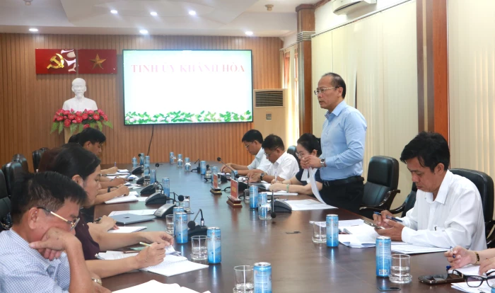 Thường trực Tỉnh ủy giao ban với Mặt trận và các tổ chức chính trị - xã hội quý III