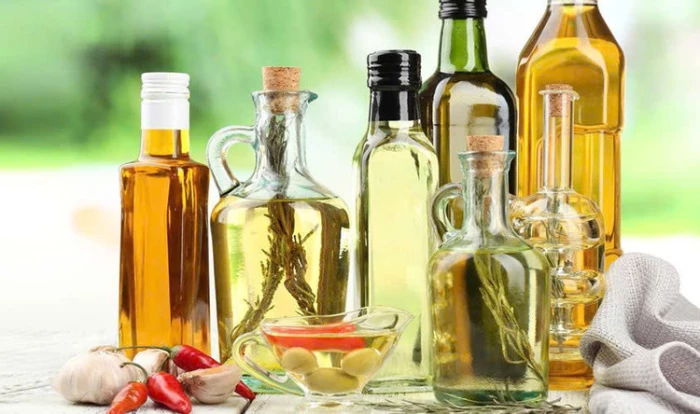 Cách bảo quản dầu ăn đúng, tránh gây độc hại
