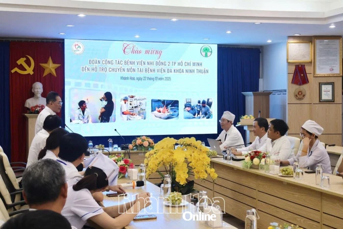 Bệnh viện Đa khoa Ninh Thuận hợp tác nâng cao chất lượng chăm sóc, điều trị sơ sinh