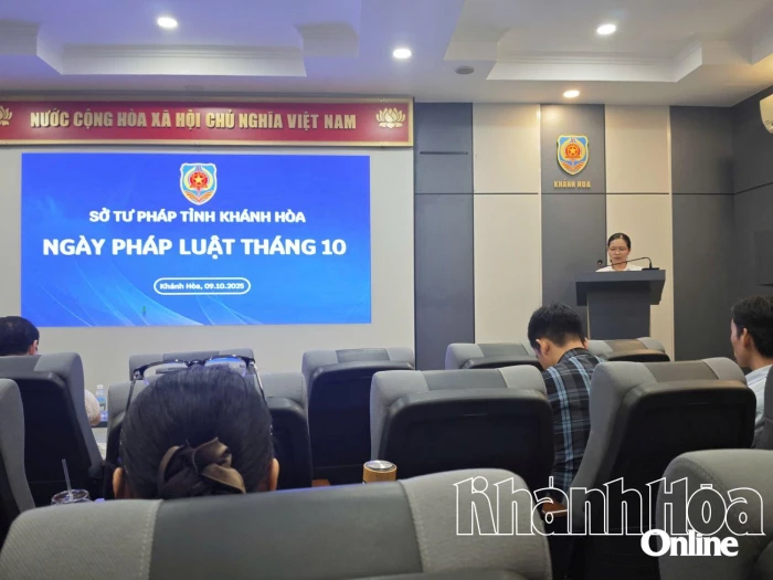 Sở Tư pháp tổ chức sinh hoạt Ngày pháp luật tháng 10