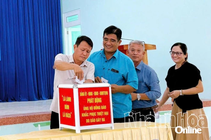 Xã Diên Lạc ủng hộ hơn 42,3 triệu đồng hỗ trợ đồng bào bị thiệt hại do bão gây ra