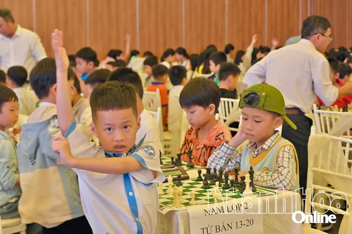 Gần 1.000 học sinh tham gia giải cờ vua Báo Thiếu niên Tiền phong và Nhi đồng khu vực Nam Trung Bộ