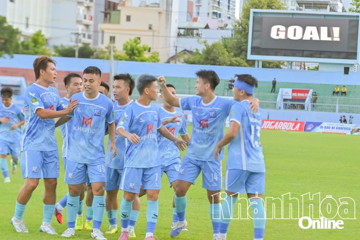 Vòng 4, Giải hạng Nhất quốc gia: Những cuộc đối đầu thú vị