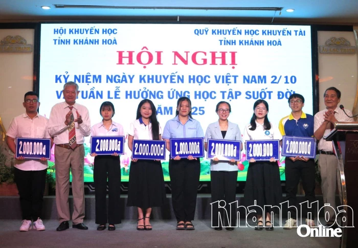 Khánh Hòa kỷ niệm Ngày khuyến học Việt Nam (2-10)